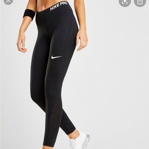 Women’s Nike Pro Training Leggings